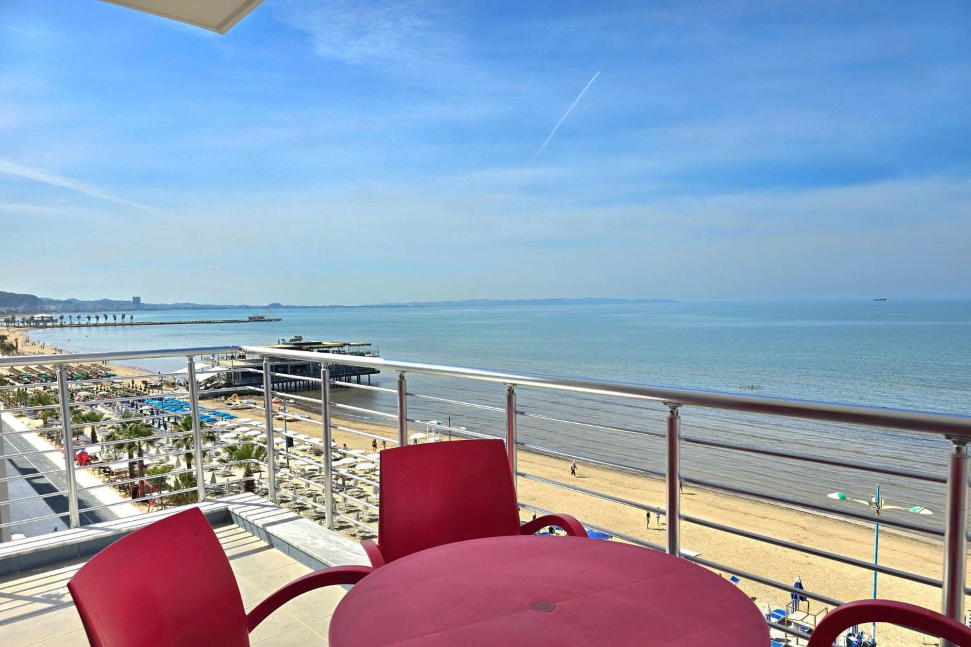 Sea View Apartments In Durrës Eksteriør bilde