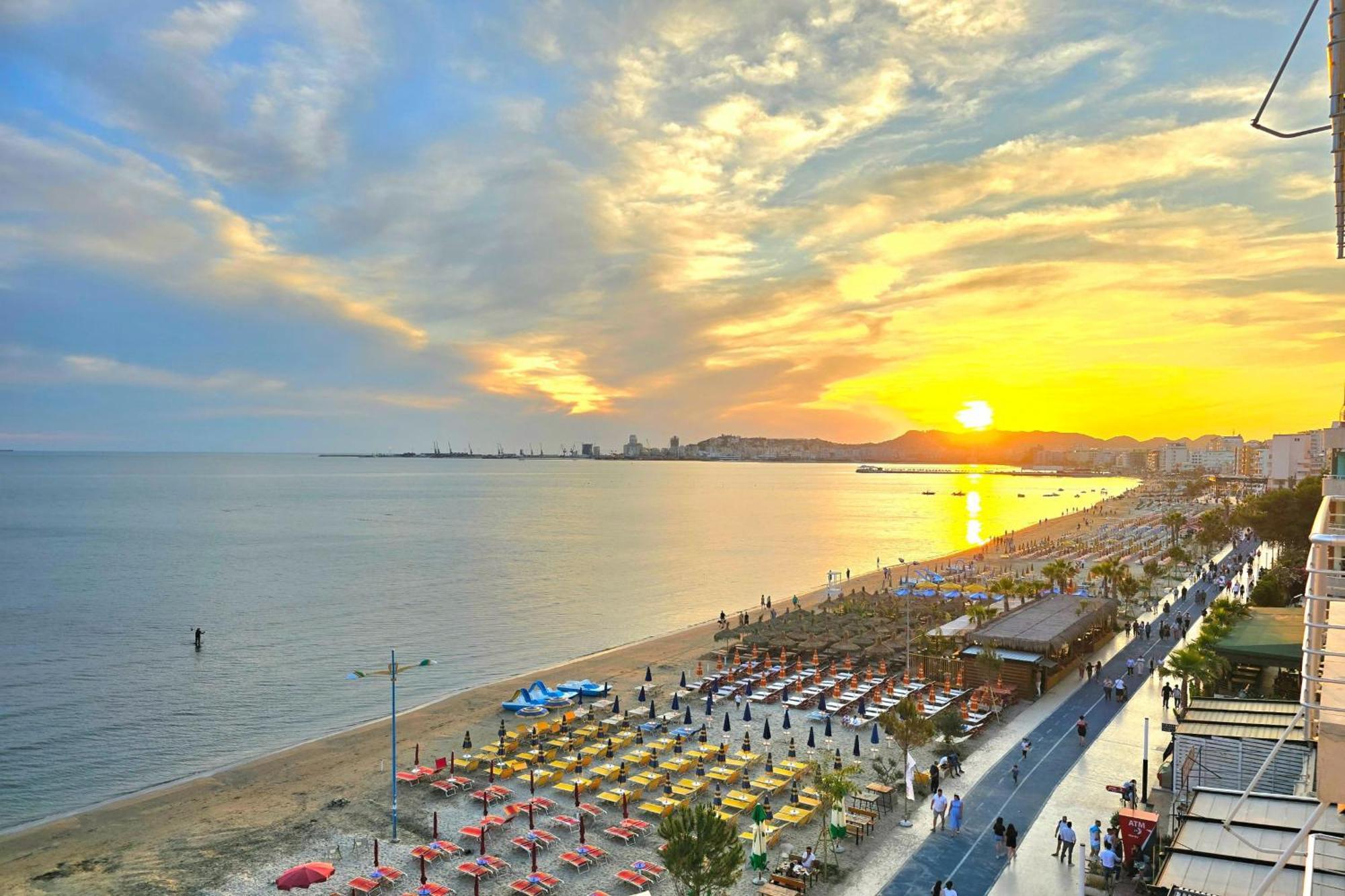 Sea View Apartments In Durrës Eksteriør bilde