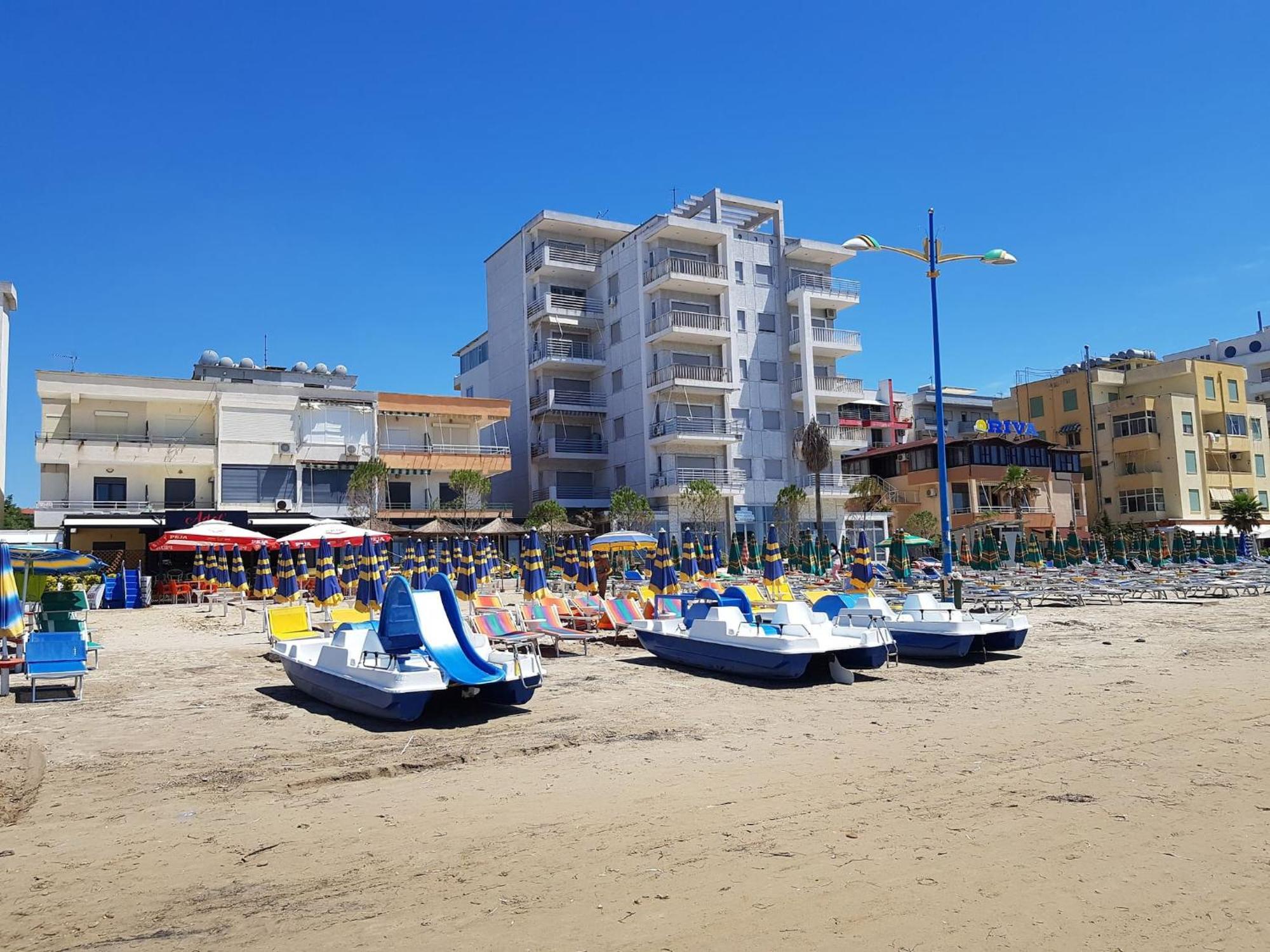 Sea View Apartments In Durrës Eksteriør bilde