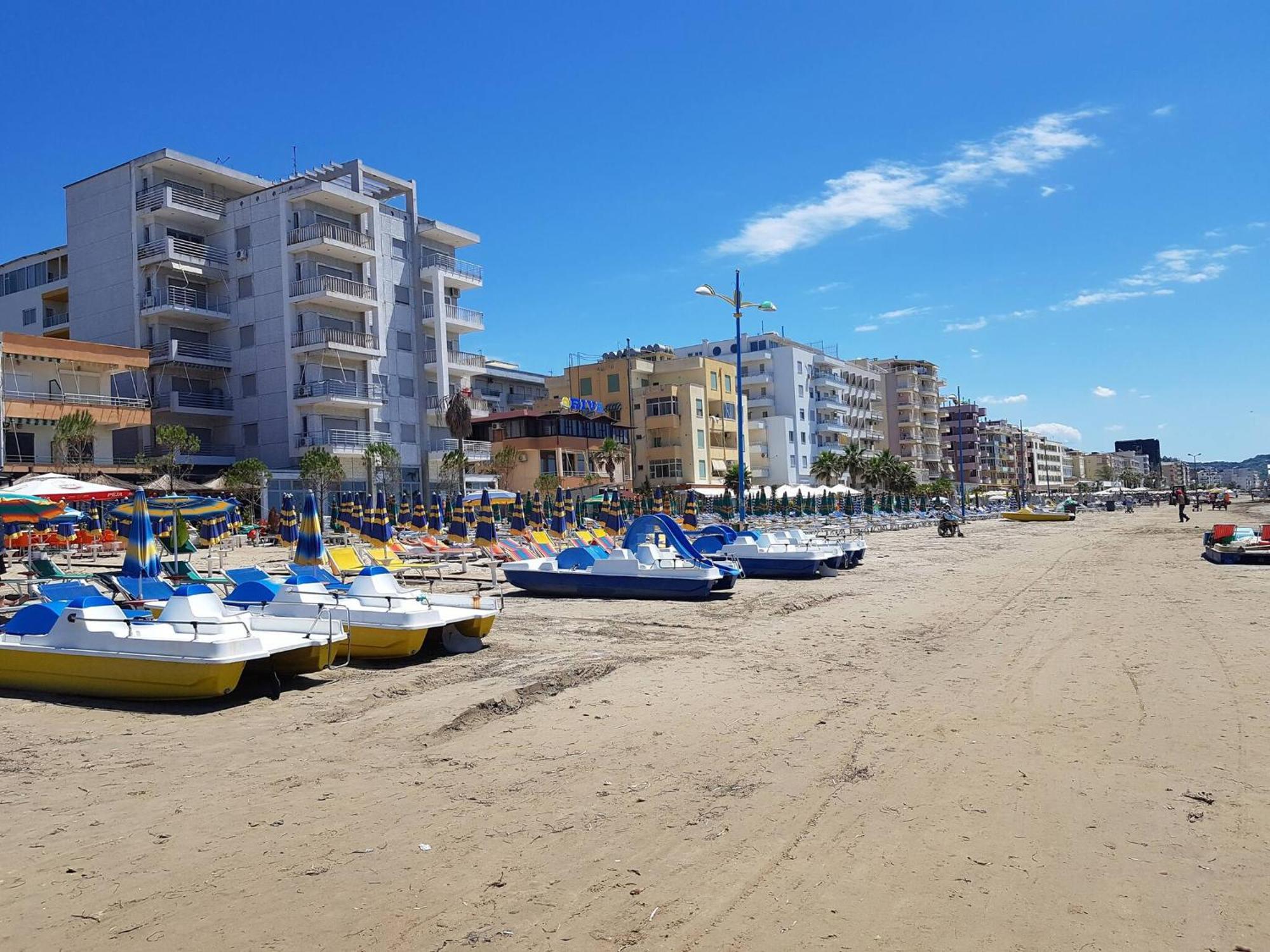 Sea View Apartments In Durrës Eksteriør bilde