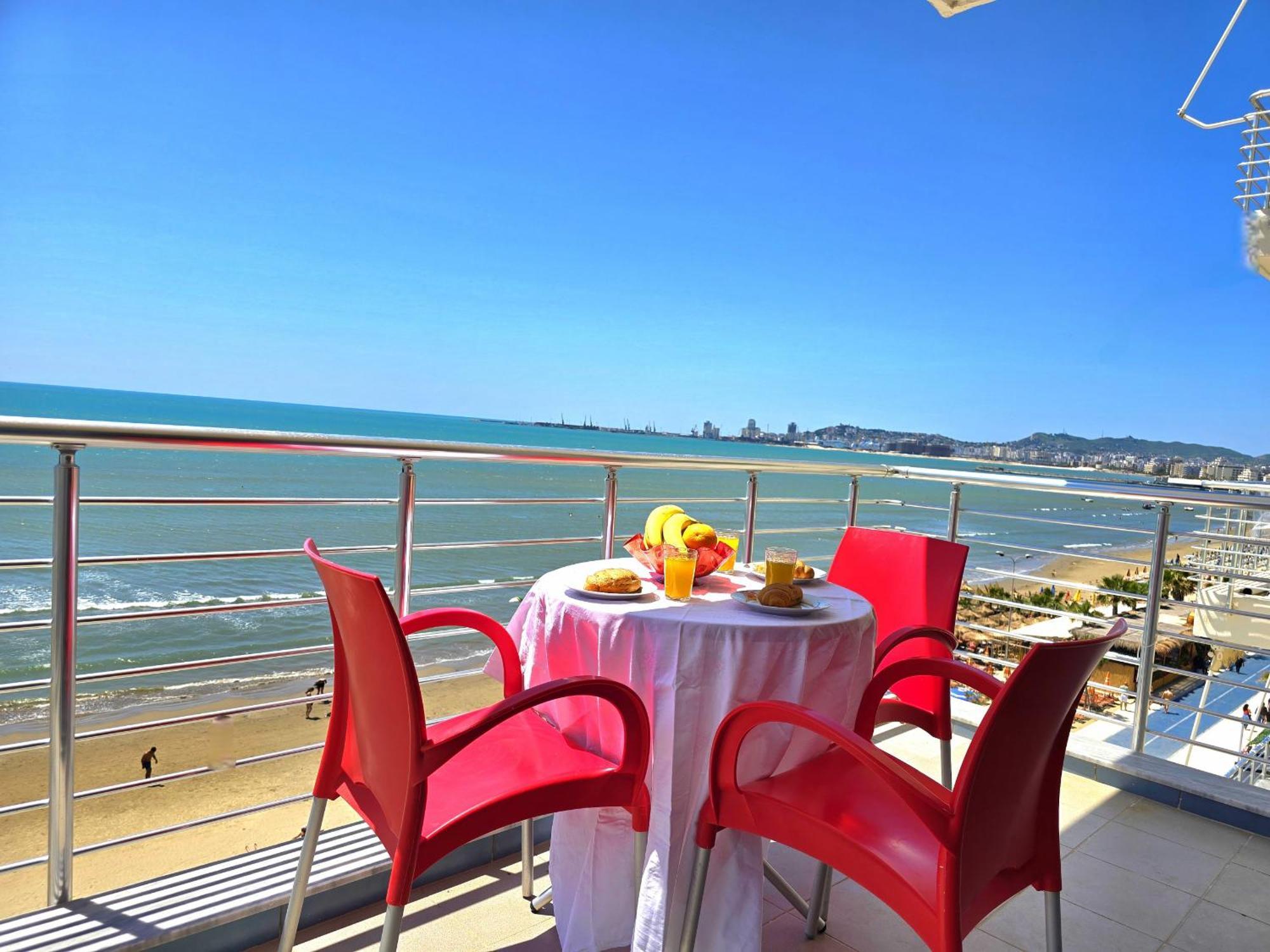 Sea View Apartments In Durrës Eksteriør bilde
